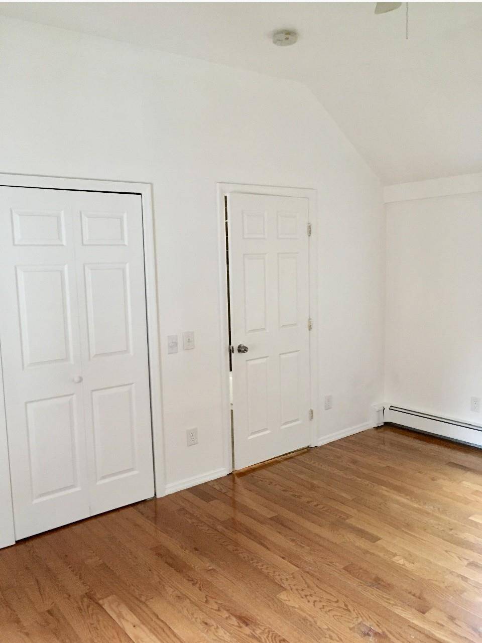 Warwick, NY 10990,13 Spring ST
