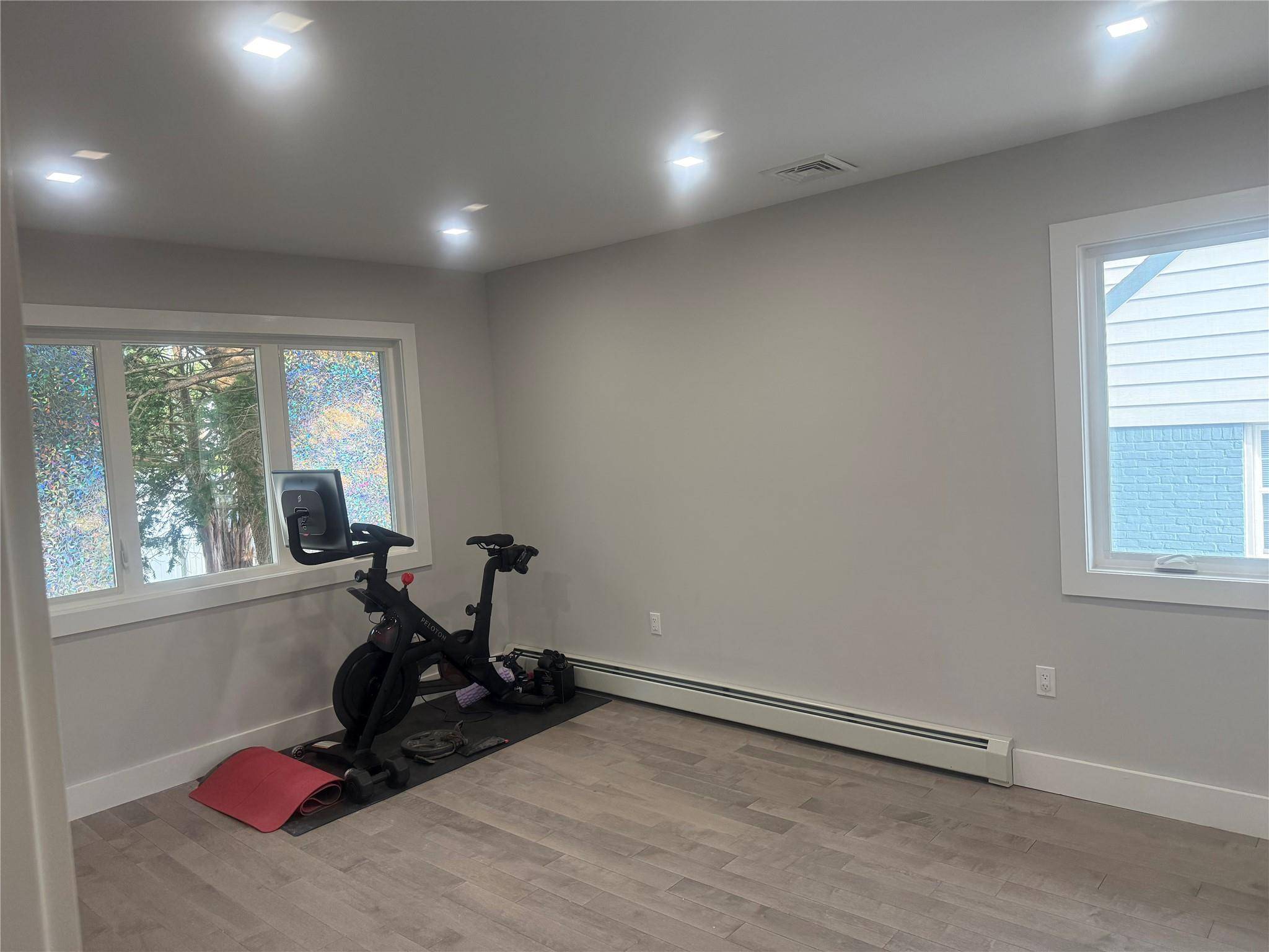 Farmingdale, NY 11735,59 Cedar DR