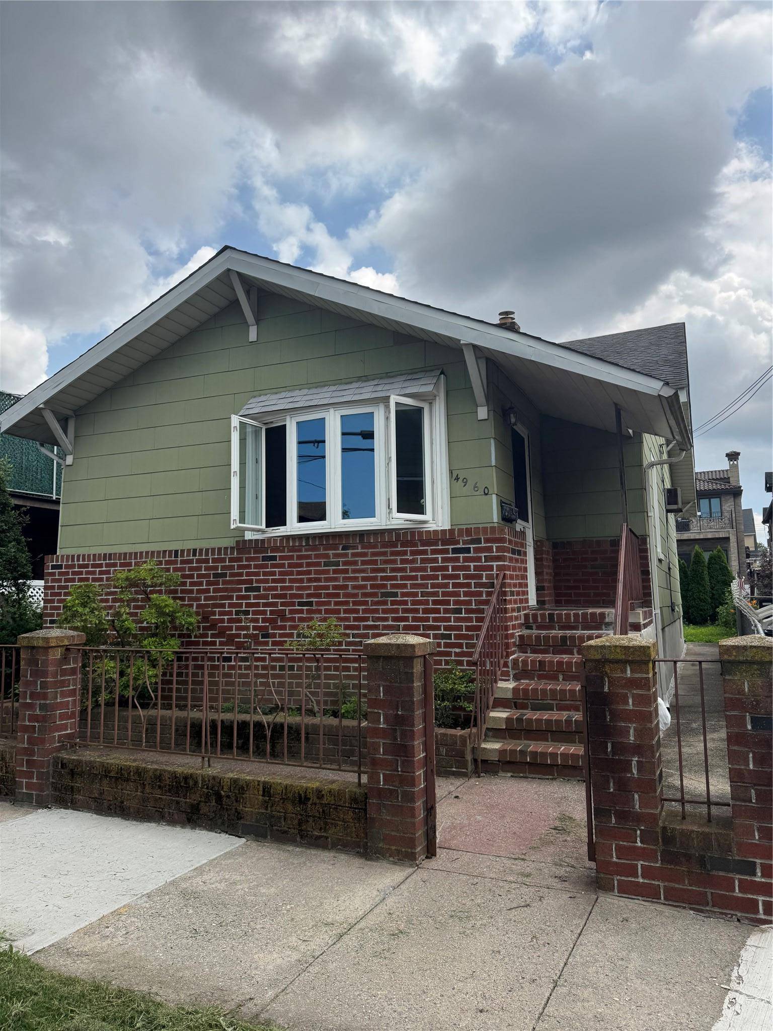 Whitestone, NY 11357,14960 17th RD