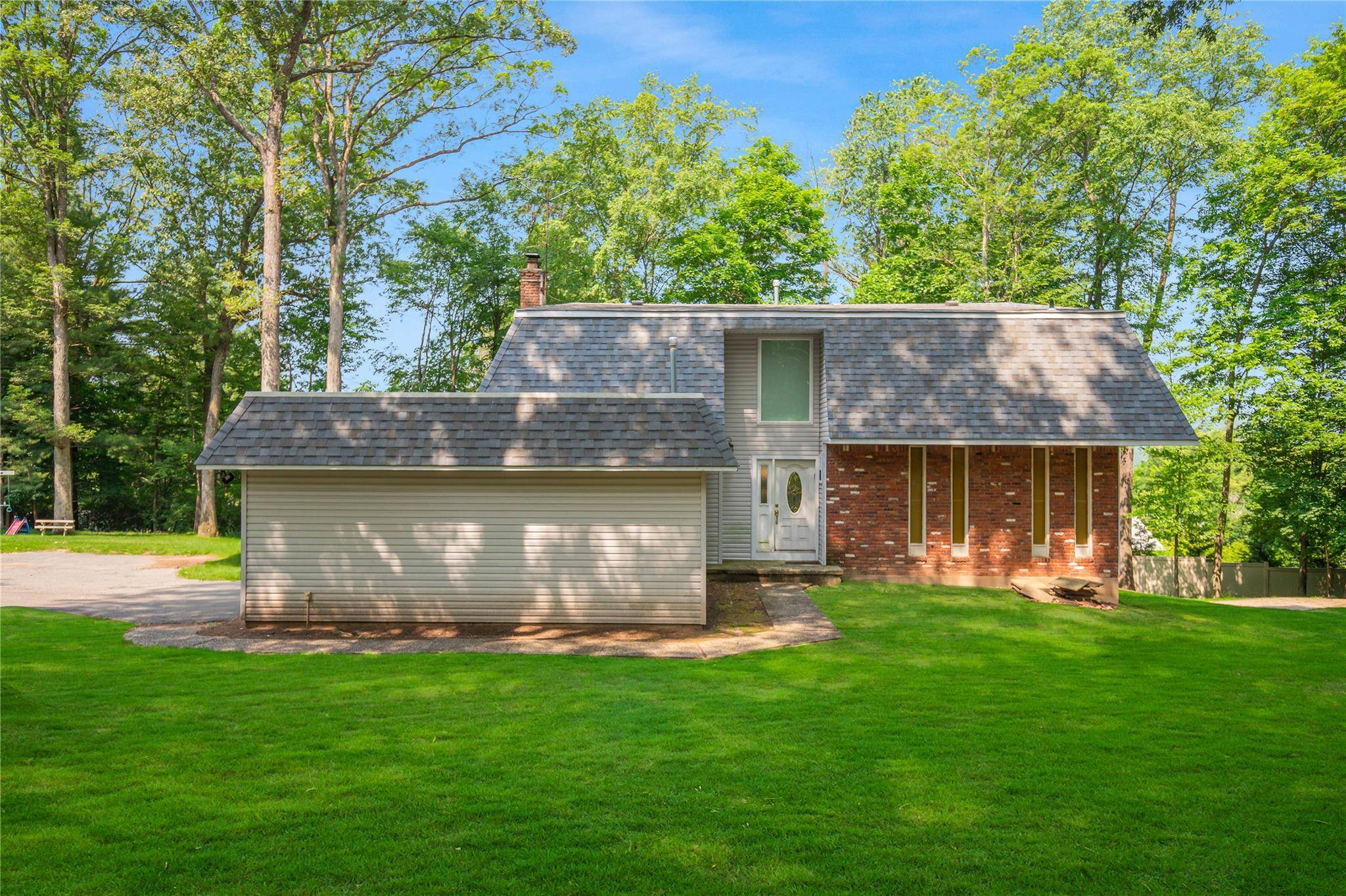 Monsey, NY 10952,34 Winesap LN