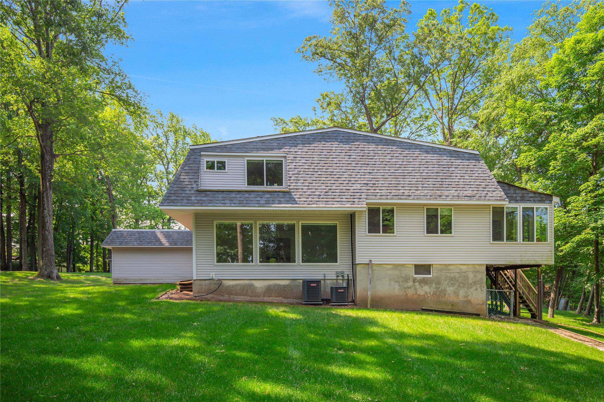 Monsey, NY 10952,34 Winesap LN