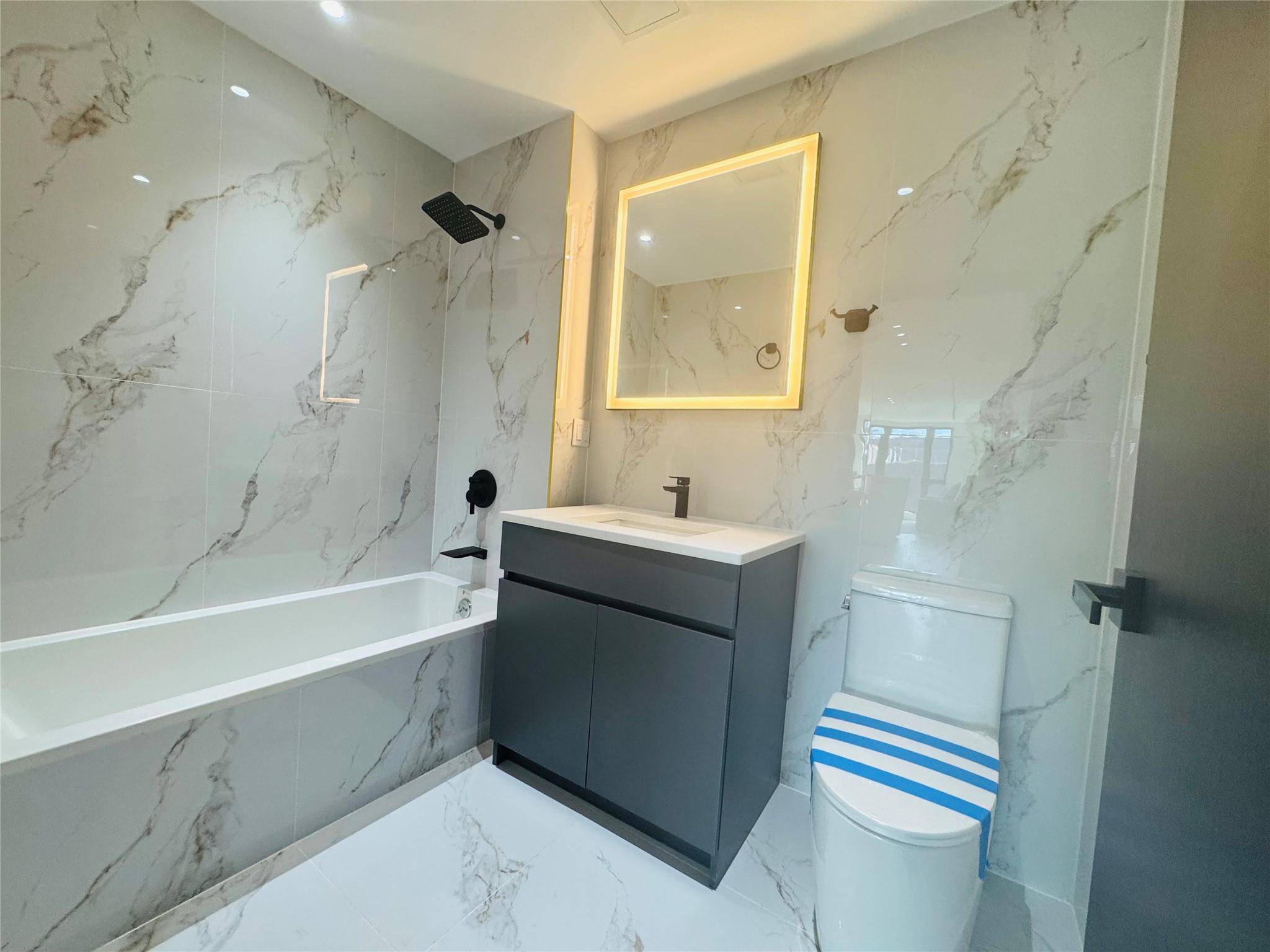 Forest Hills, NY 11375,108-17 72nd  Avenue #5A