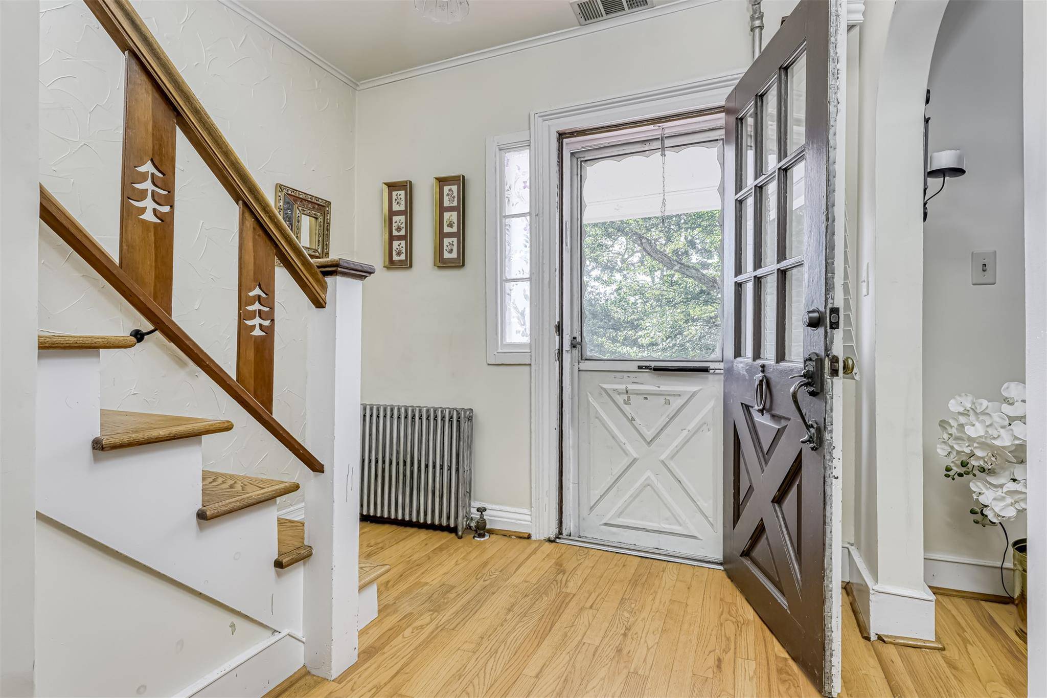 Monsey, NY 10952,124 Willow Tree RD