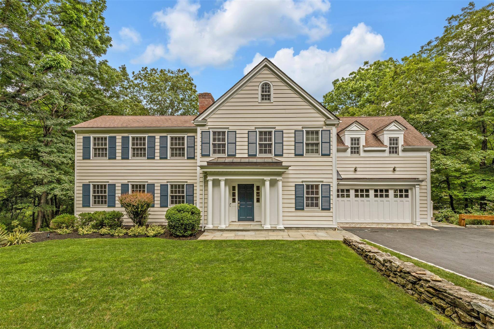 Chappaqua, NY 10514,9 Florence DR