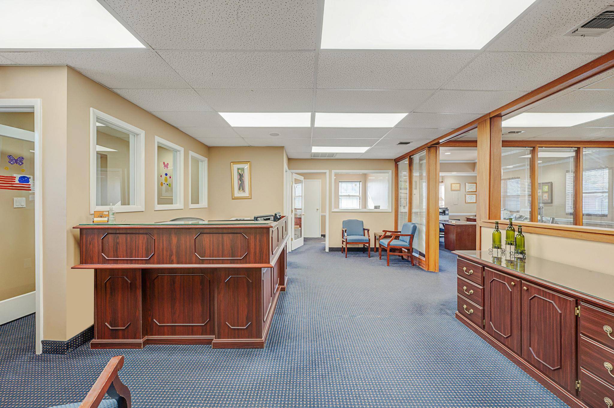 Smithtown, NY 11787,325 Middle Country Raod