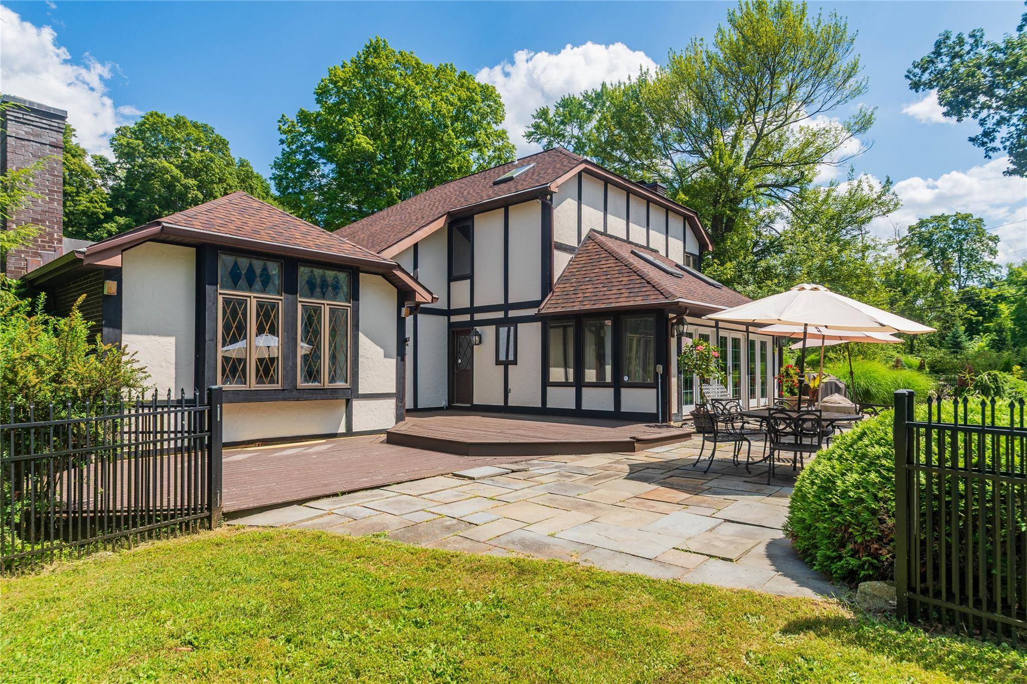 Brewster, NY 10509,7 Fox Hollow RD