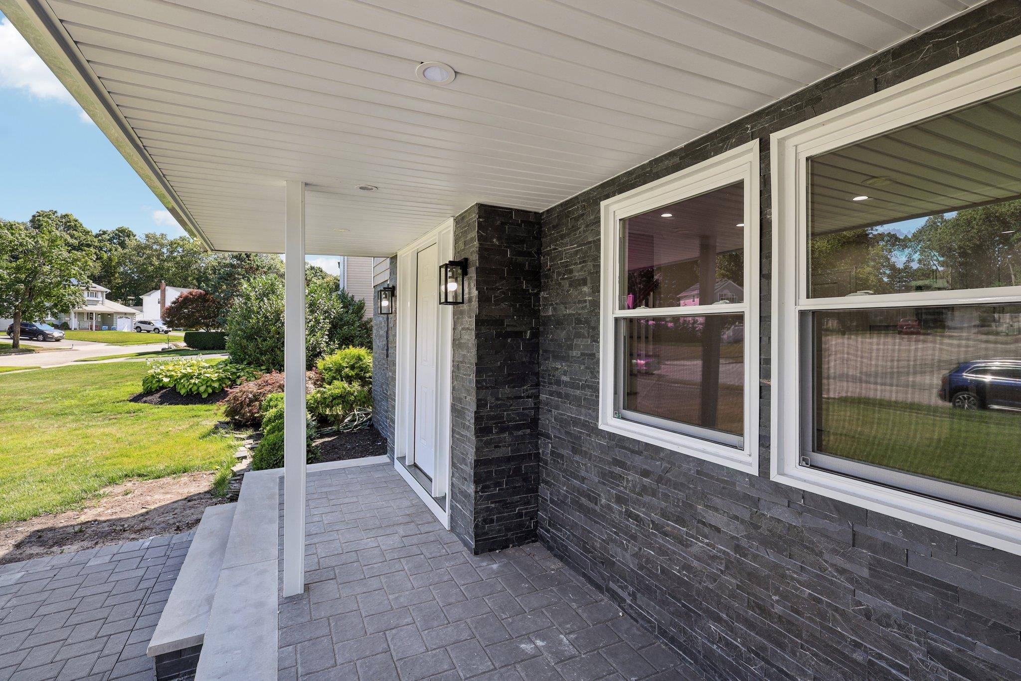 Commack, NY 11725,12 Somerset Dr