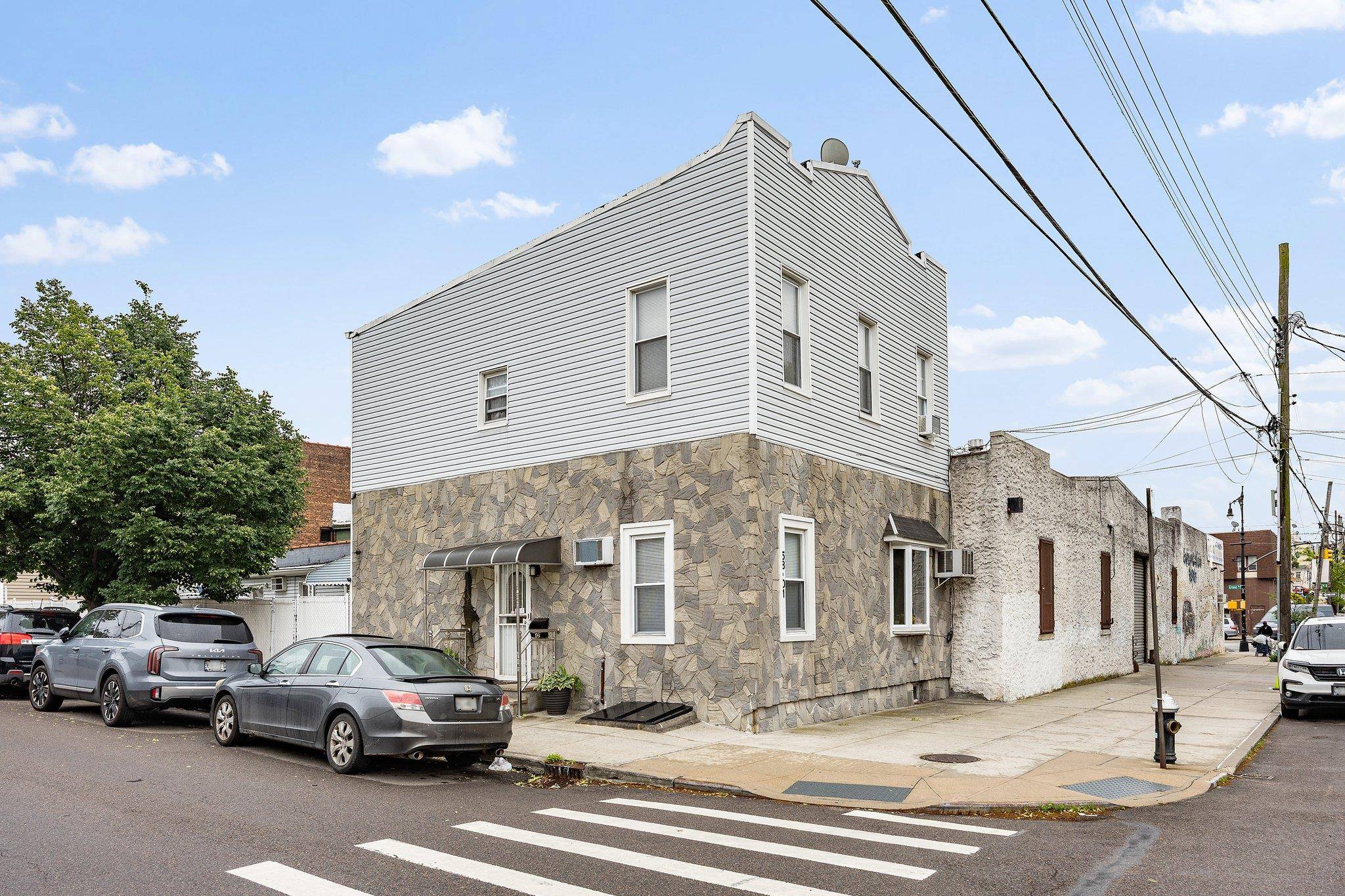 Maspeth, NY 11378,5801 59th ST