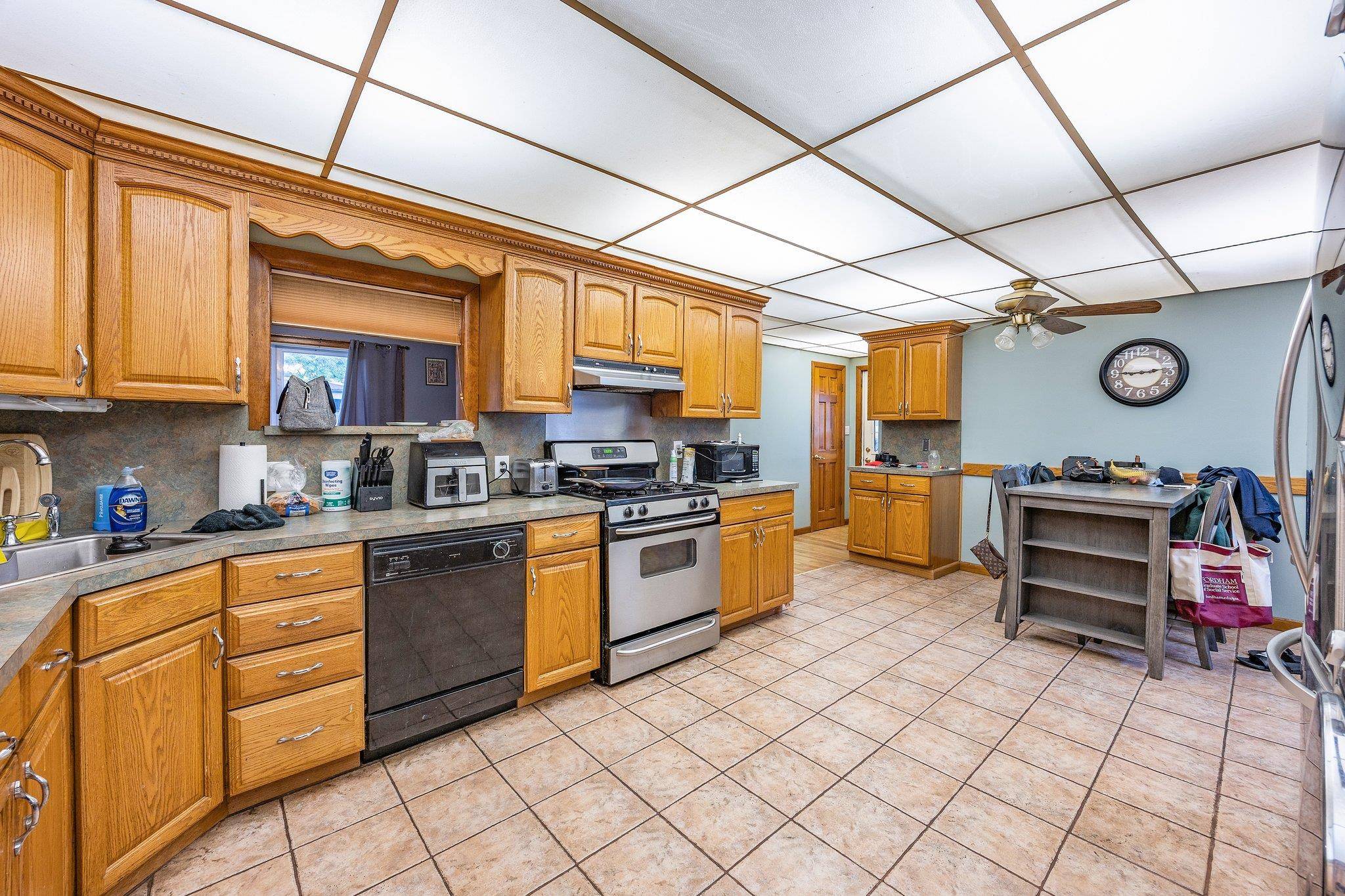 Maspeth, NY 11378,5801 59th ST