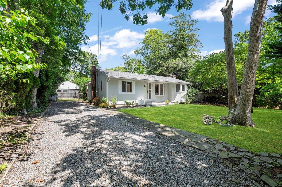 Hampton Bays, NY 11946,56 W Donellan RD