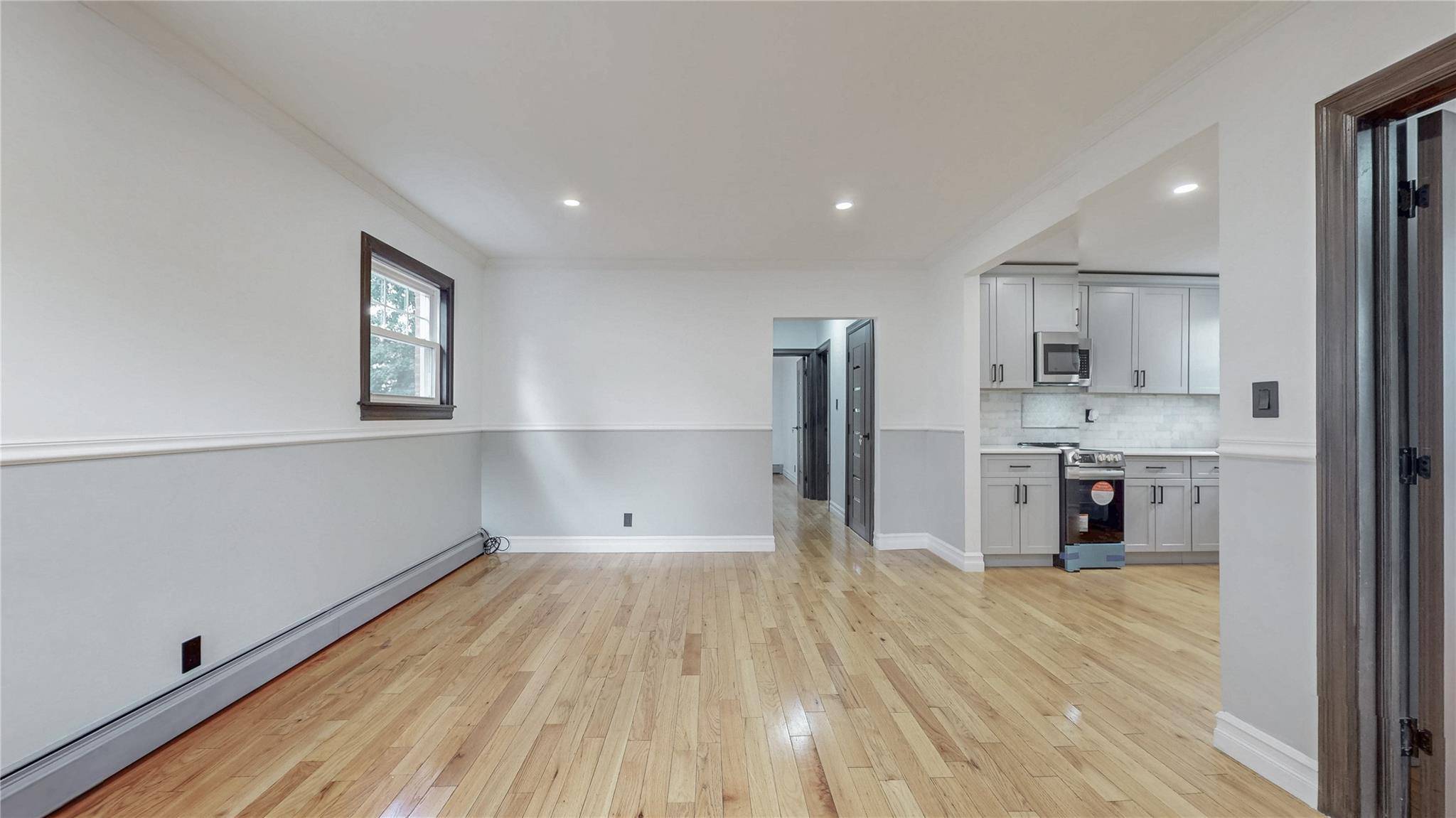 Saint Albans, NY 11412,118-27 201st ST