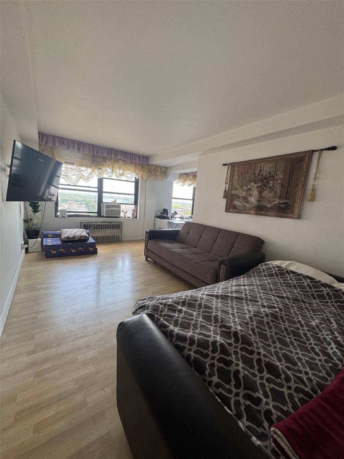 Rego Park, NY 11374,99-60 63rd RD #11F