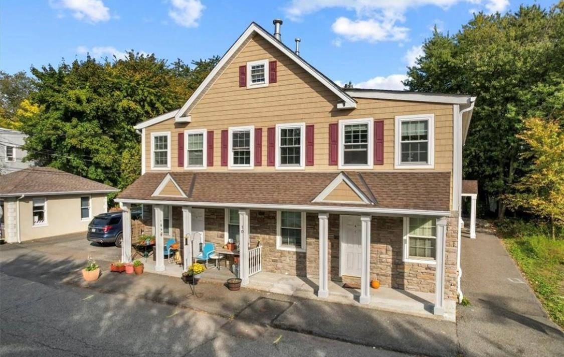 Congers, NY 10920,10 Burnside AVE #F