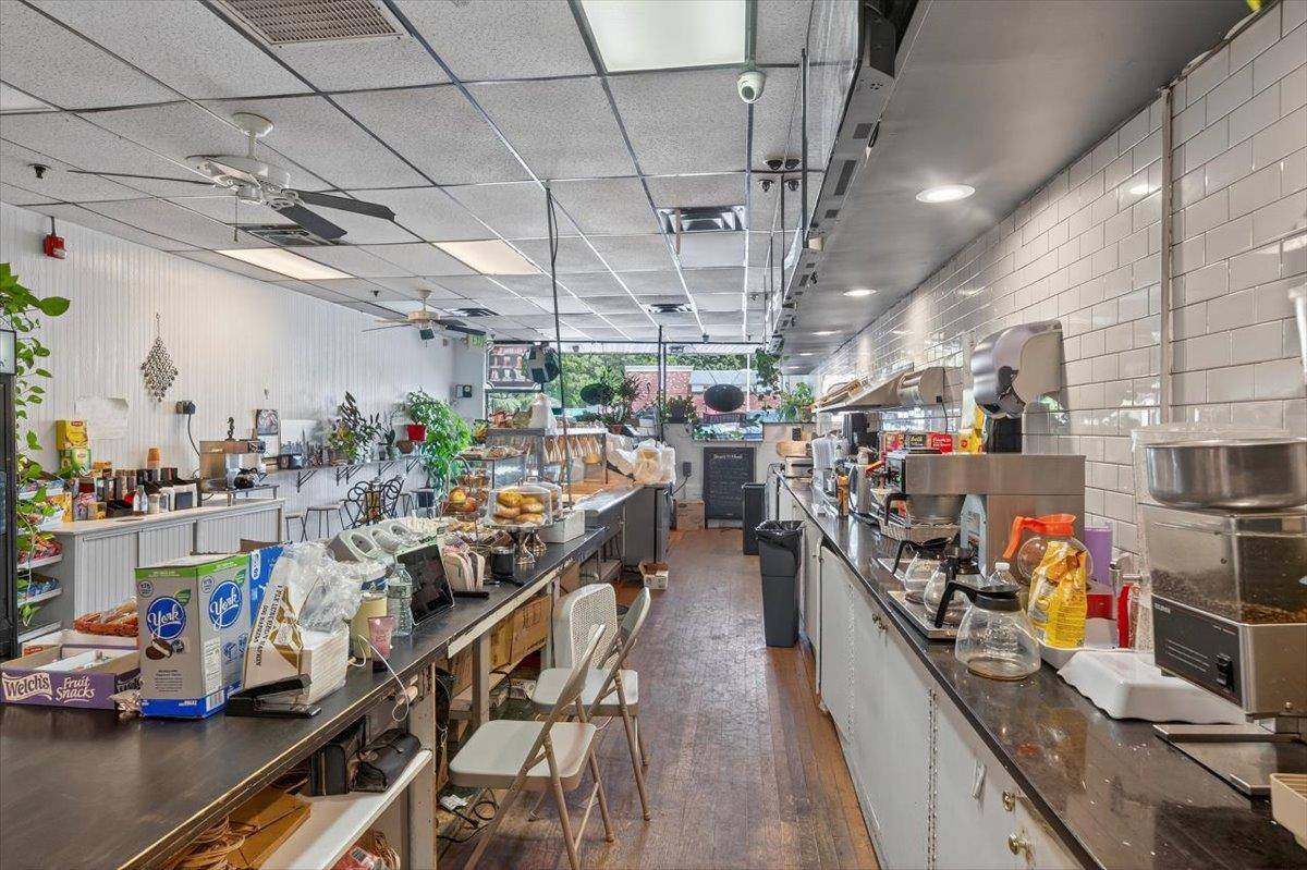 Lake Ronkonkoma, NY 11779,710 Portion RD