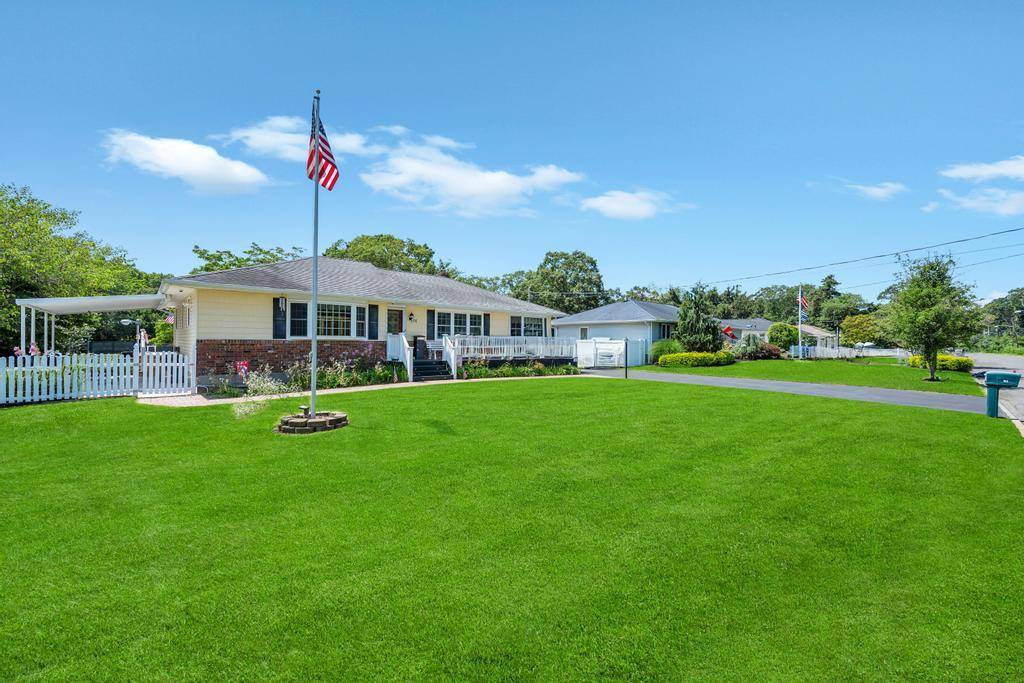 Islip Terrace, NY 11752,64 Rockaway ST