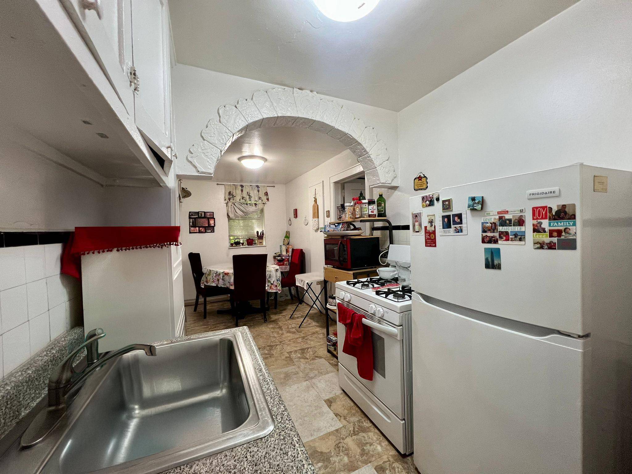Corona, NY 11368,102-56 46th AVE