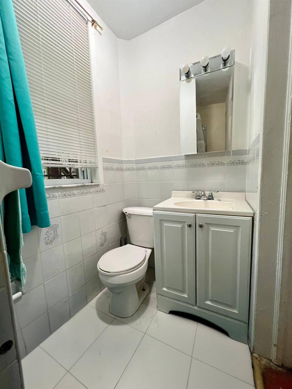 Corona, NY 11368,102-56 46th AVE
