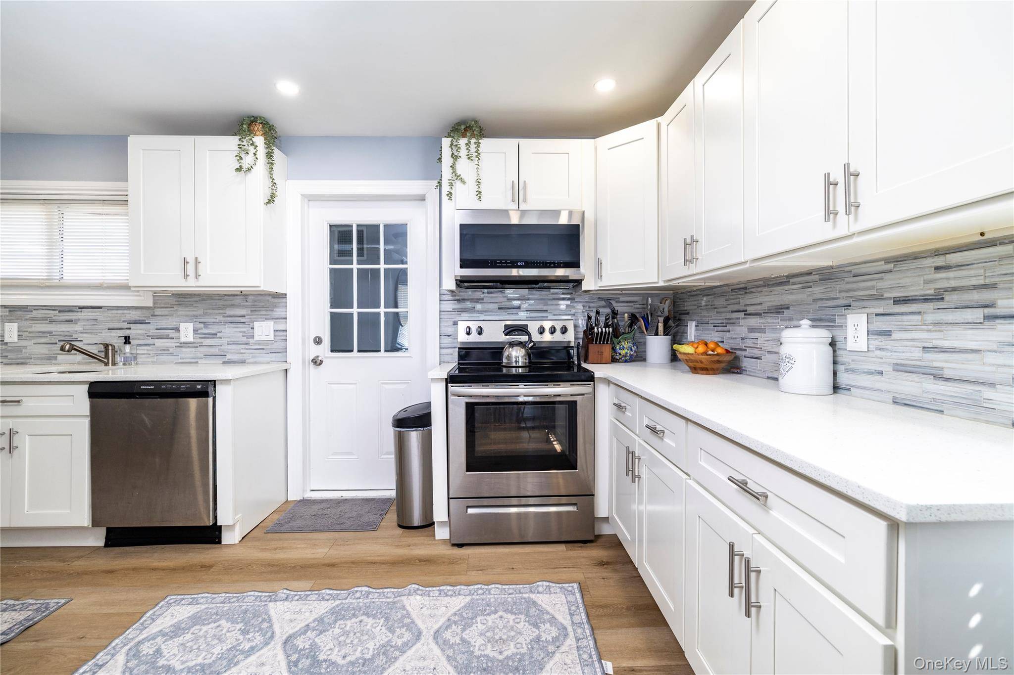 Freeport, NY 11520,44 Tyler ST