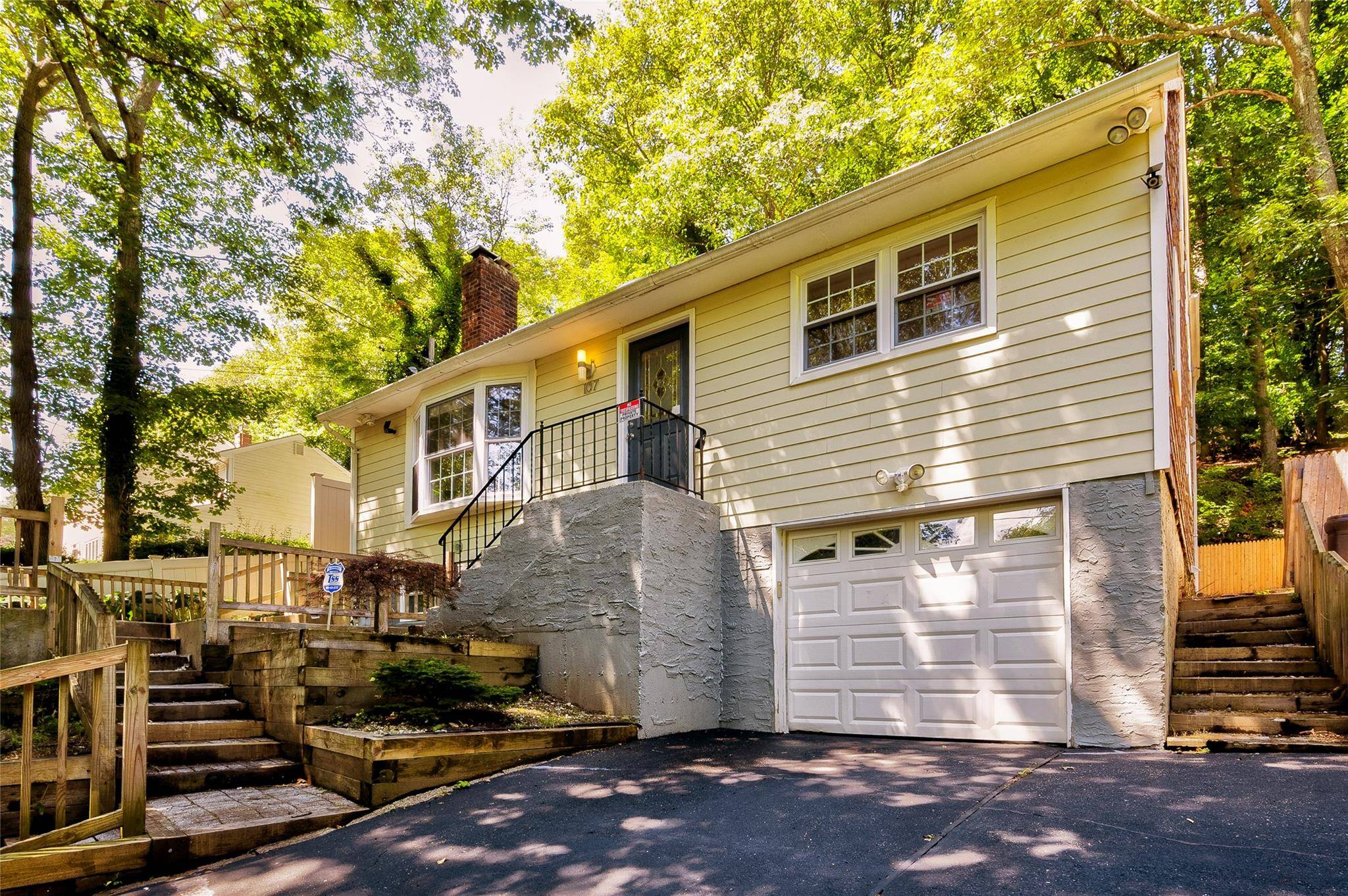 Northport, NY 11768,107 Norwood AVE