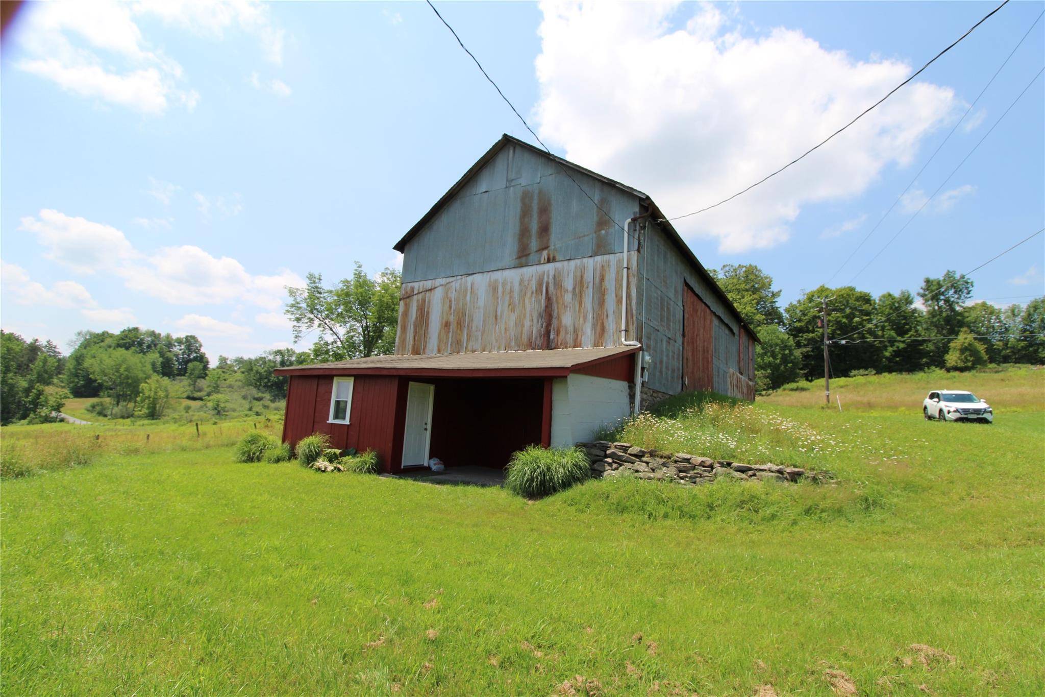 Livingston Manor, NY 12758,33 Eagin RD
