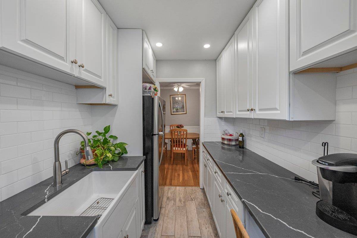 Yonkers, NY 10704,125 Bronx River RD #5B