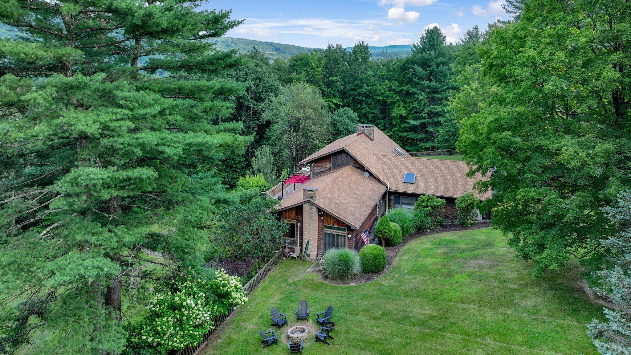Grahamsville, NY 12740,94 Hastings DR