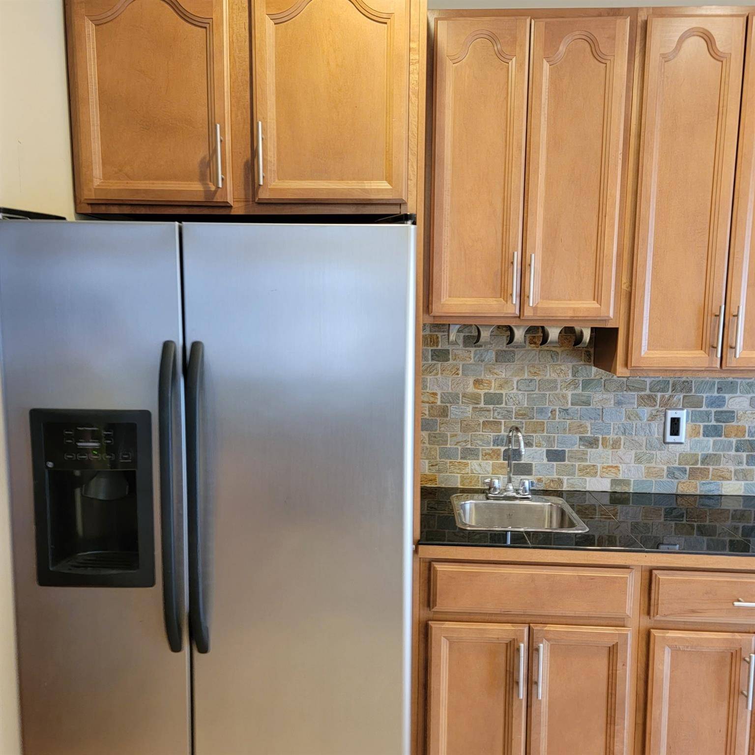 Rego Park, NY 11374,68-27 Alderton ST #1