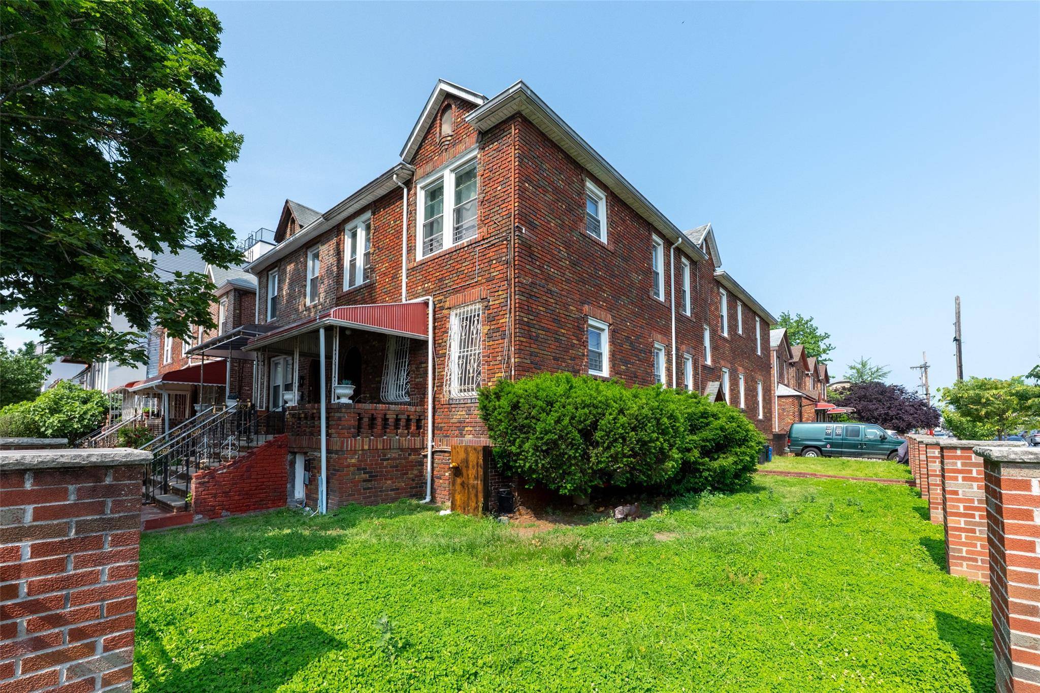 Brooklyn, NY 11210,1681 Brooklyn AVE