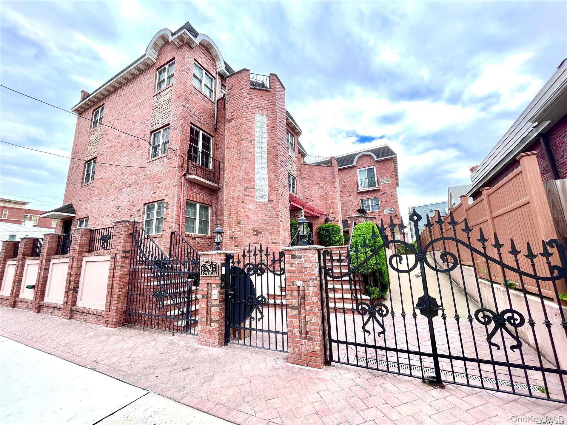 Ridgewood, NY 11385,6315 Forest AVE #1A