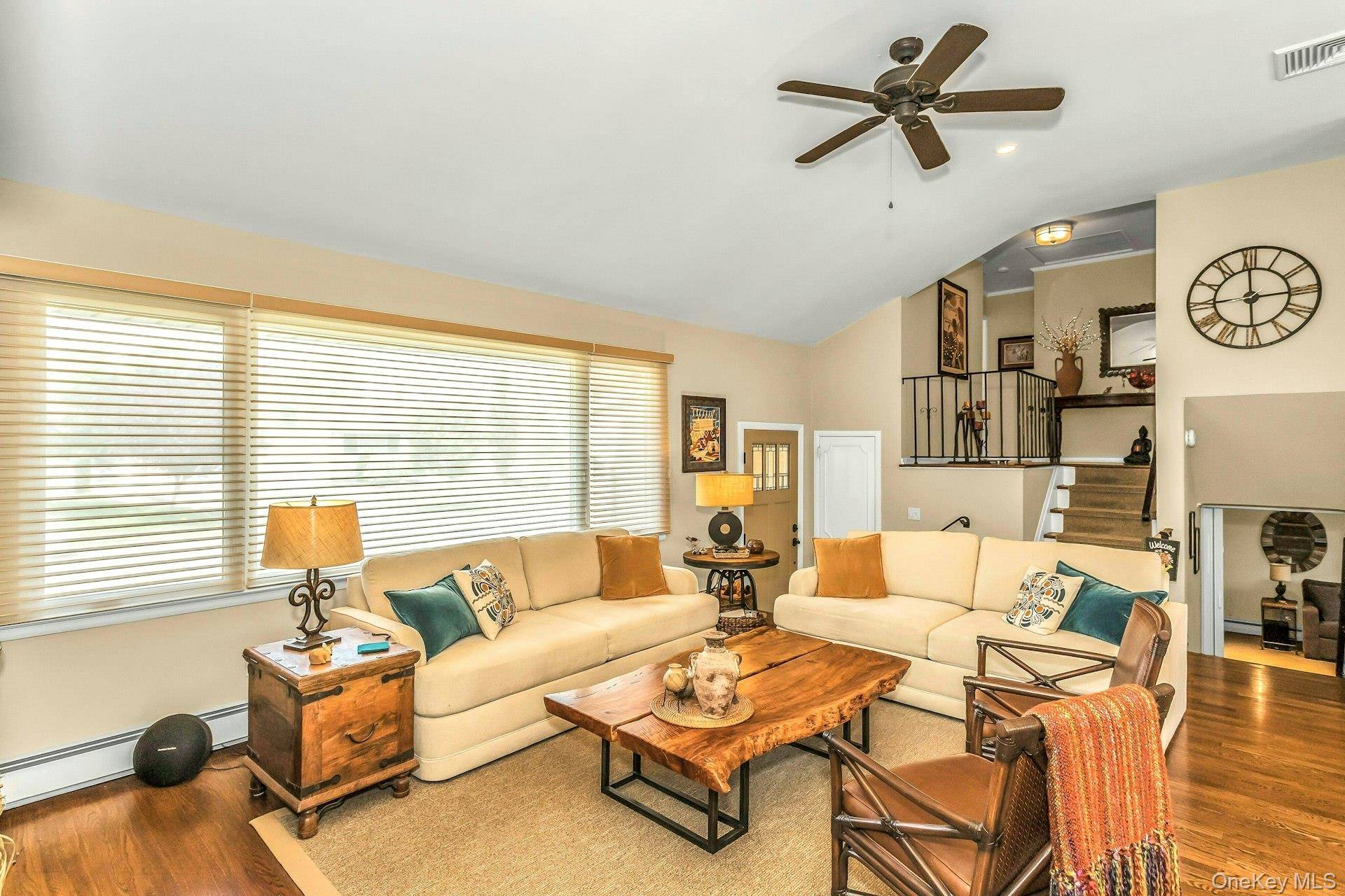 Westbury, NY 11590,1148 Howard DR