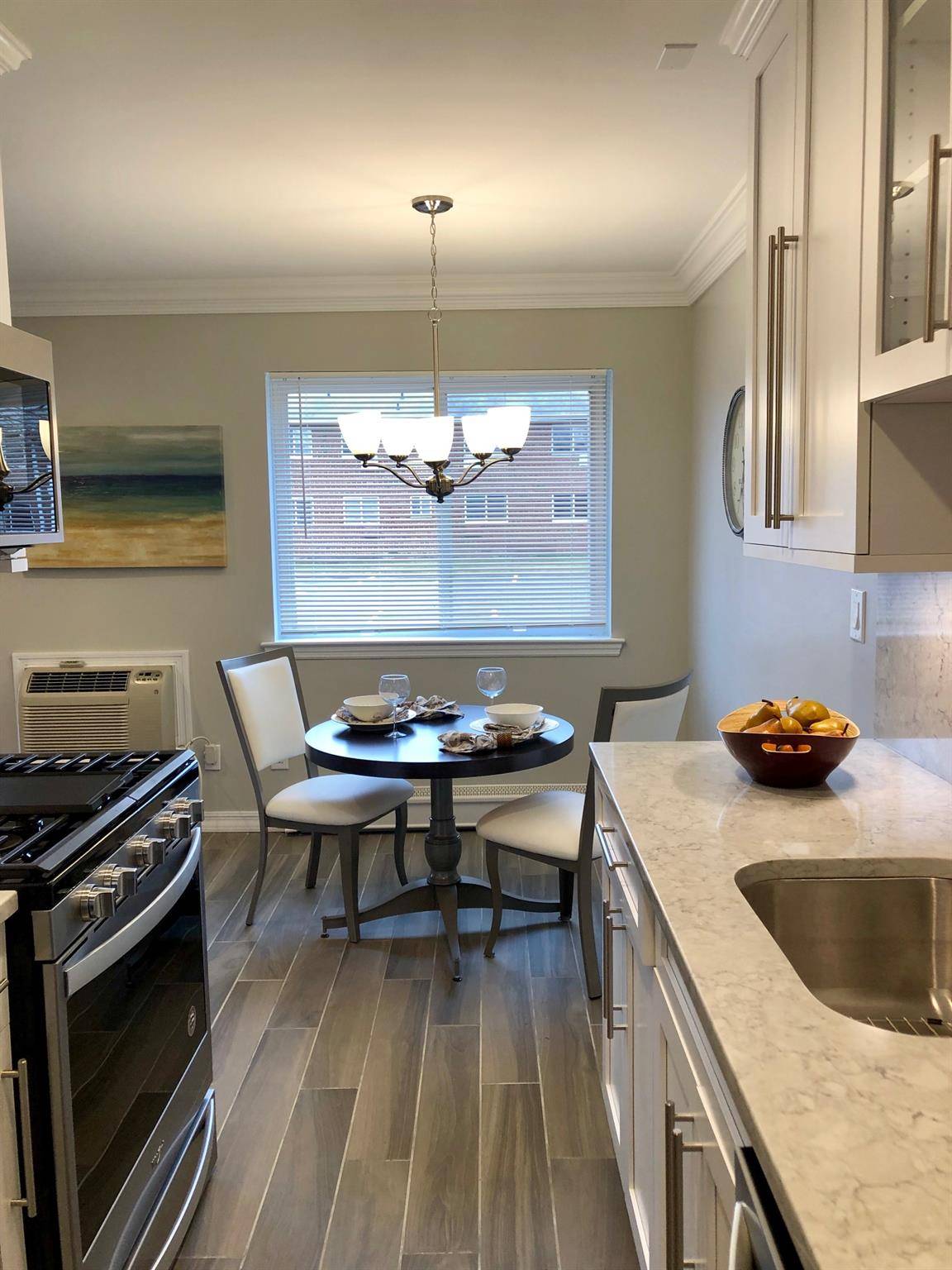 Lake Grove, NY 11755,25 Williams BLVD #25-2F