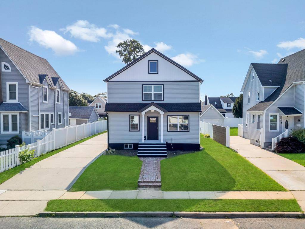 Freeport, NY 11520,29 Dutchess ST