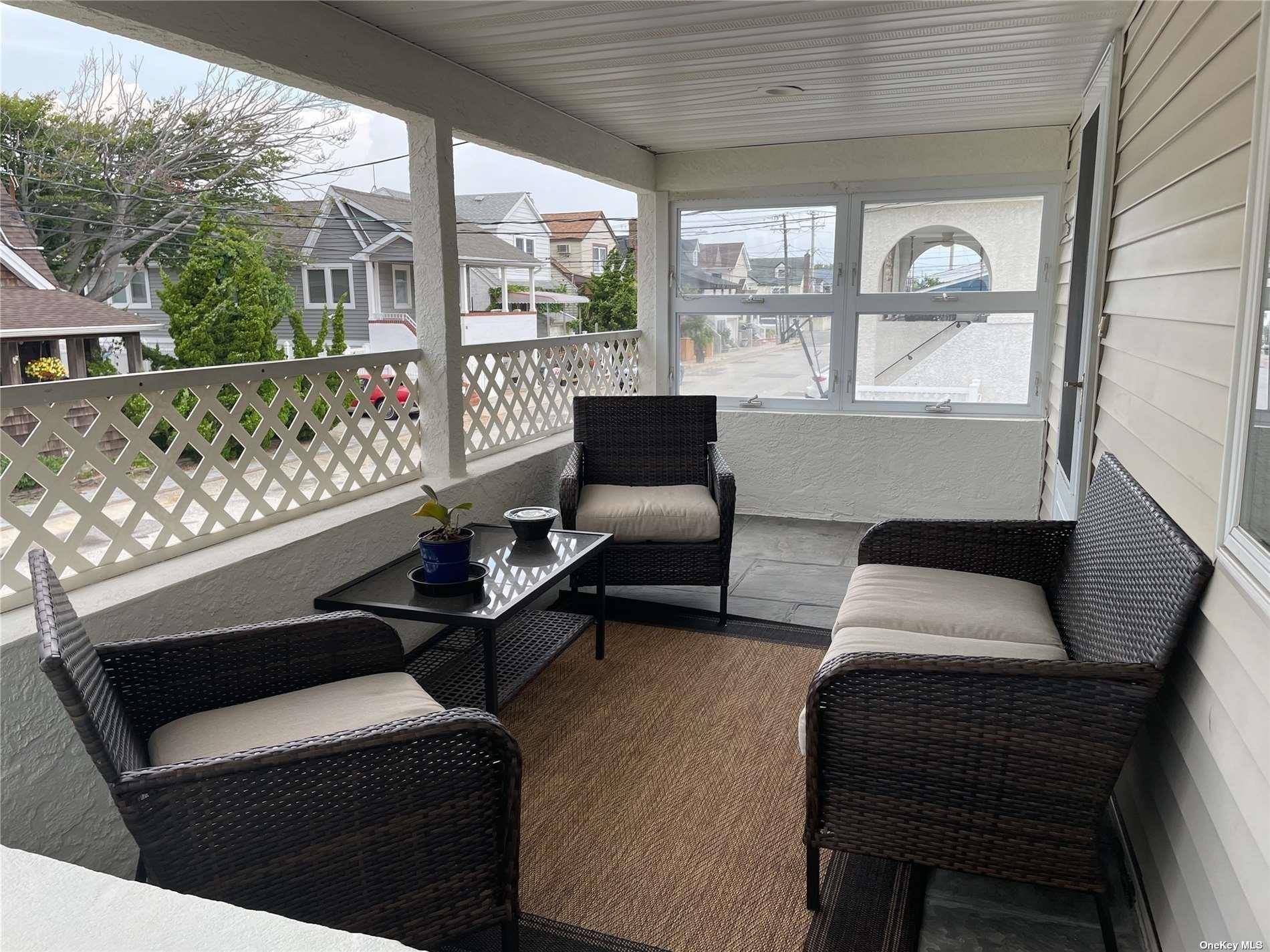 Long Beach, NY 11561,40 Malone AVE