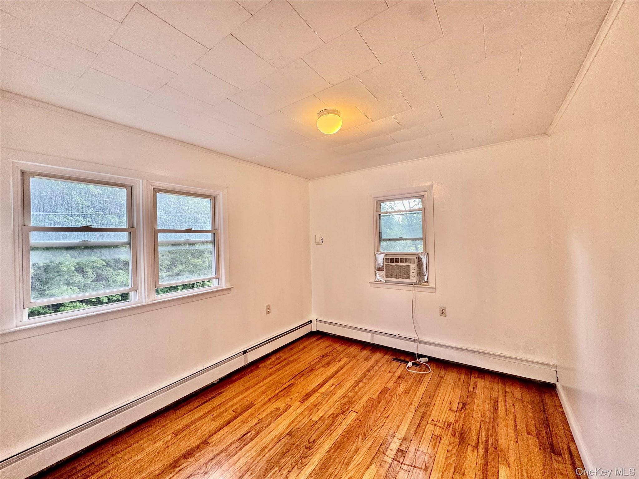 Middletown, NY 10940,652 Route 211 #650