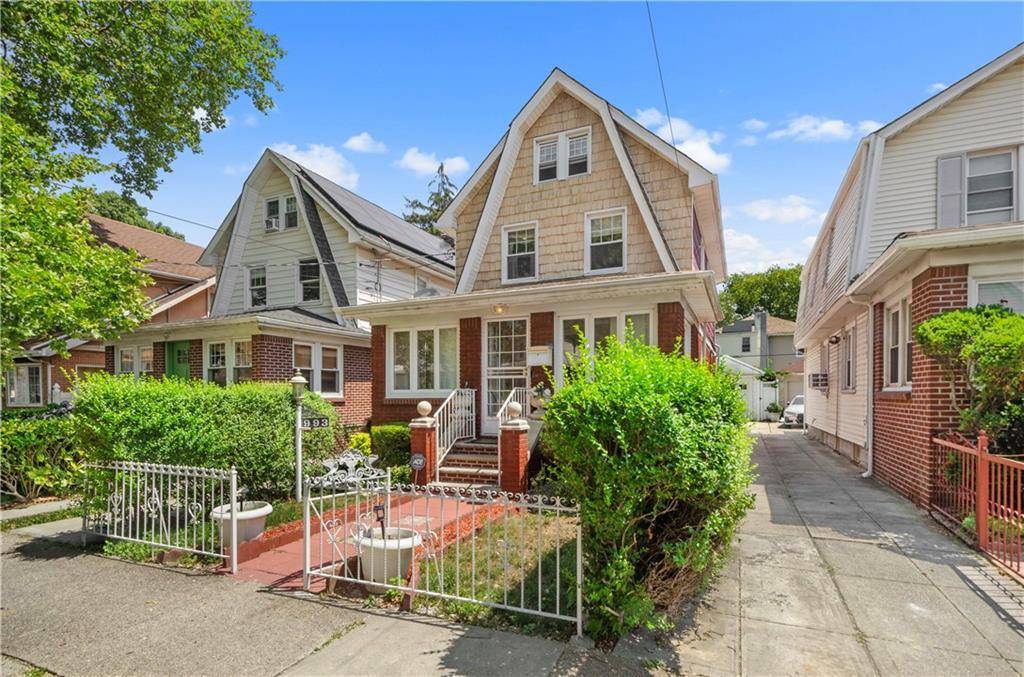 Brooklyn, NY 11210,993 E 39th ST