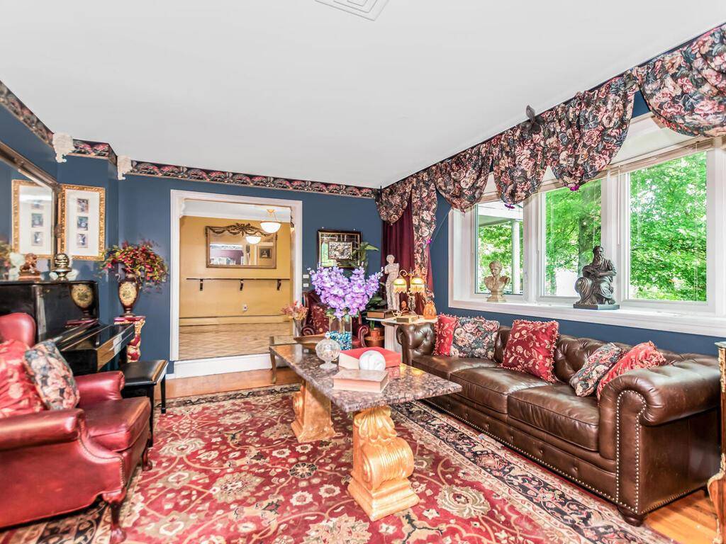 New City, NY 10956,5 Drexel CT