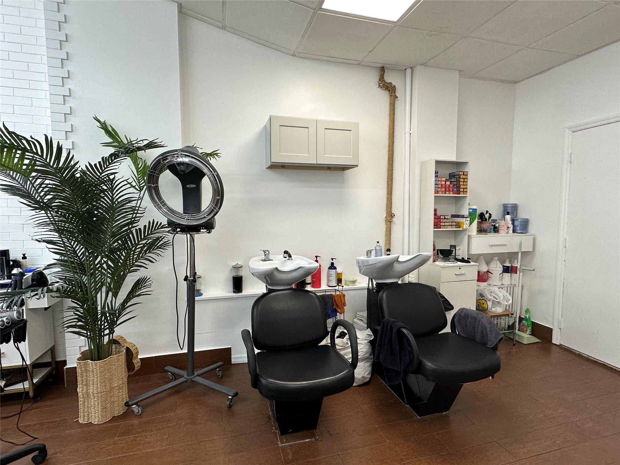 Flushing, NY 11367,68-40 Main Street