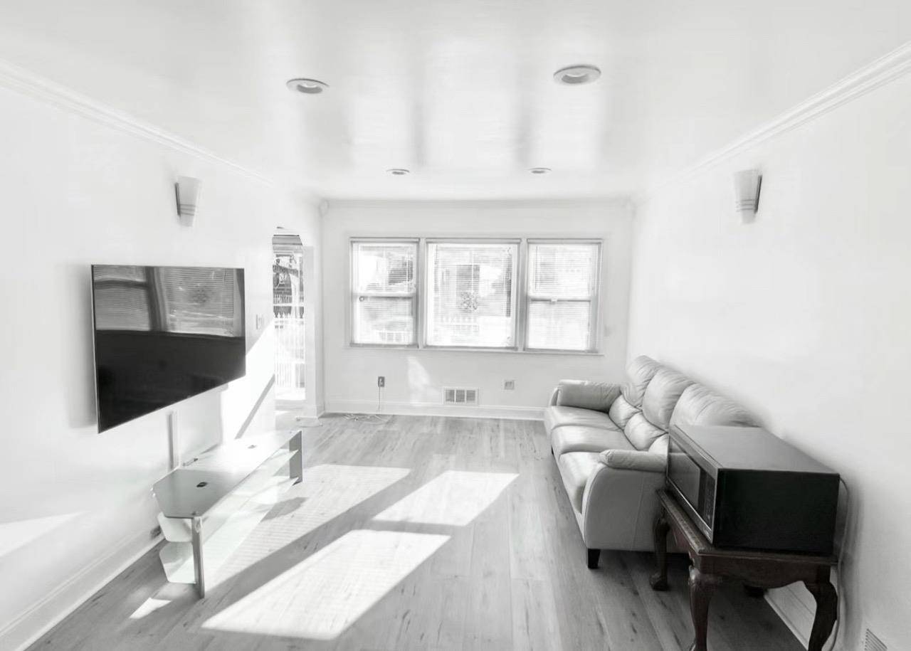Fresh Meadows, NY 11366,162-15 77 AVE