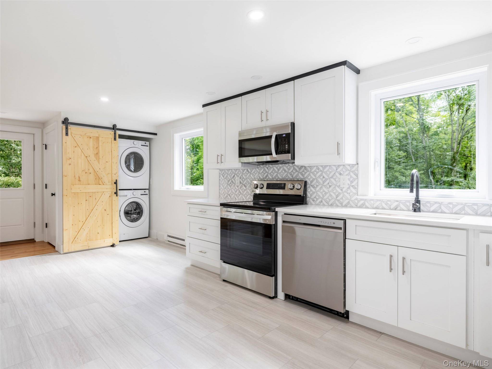 Saugerties, NY 12477,14 Goat Hill RD