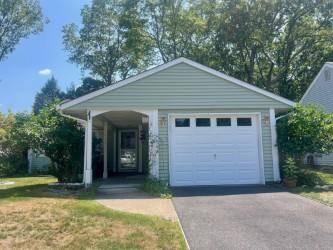 Ridge, NY 11961,190 Edinburgh DR #190