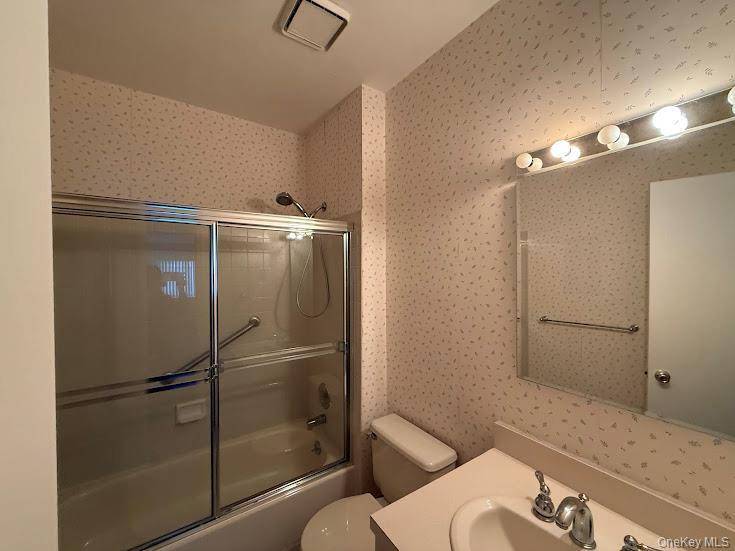 Oceanside, NY 11572,100 Daly BLVD #2803