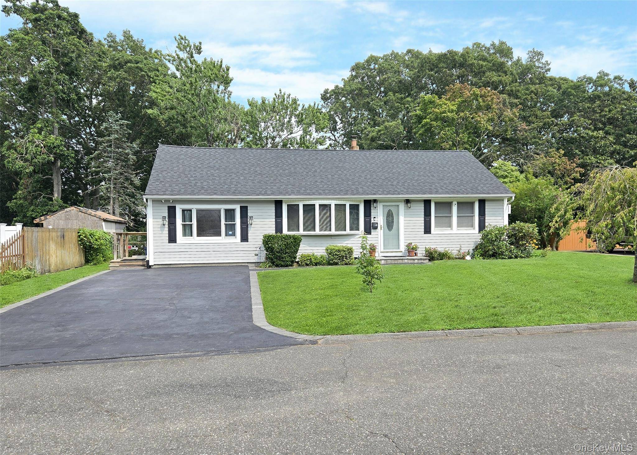 Centereach, NY 11720,158 Noel DR