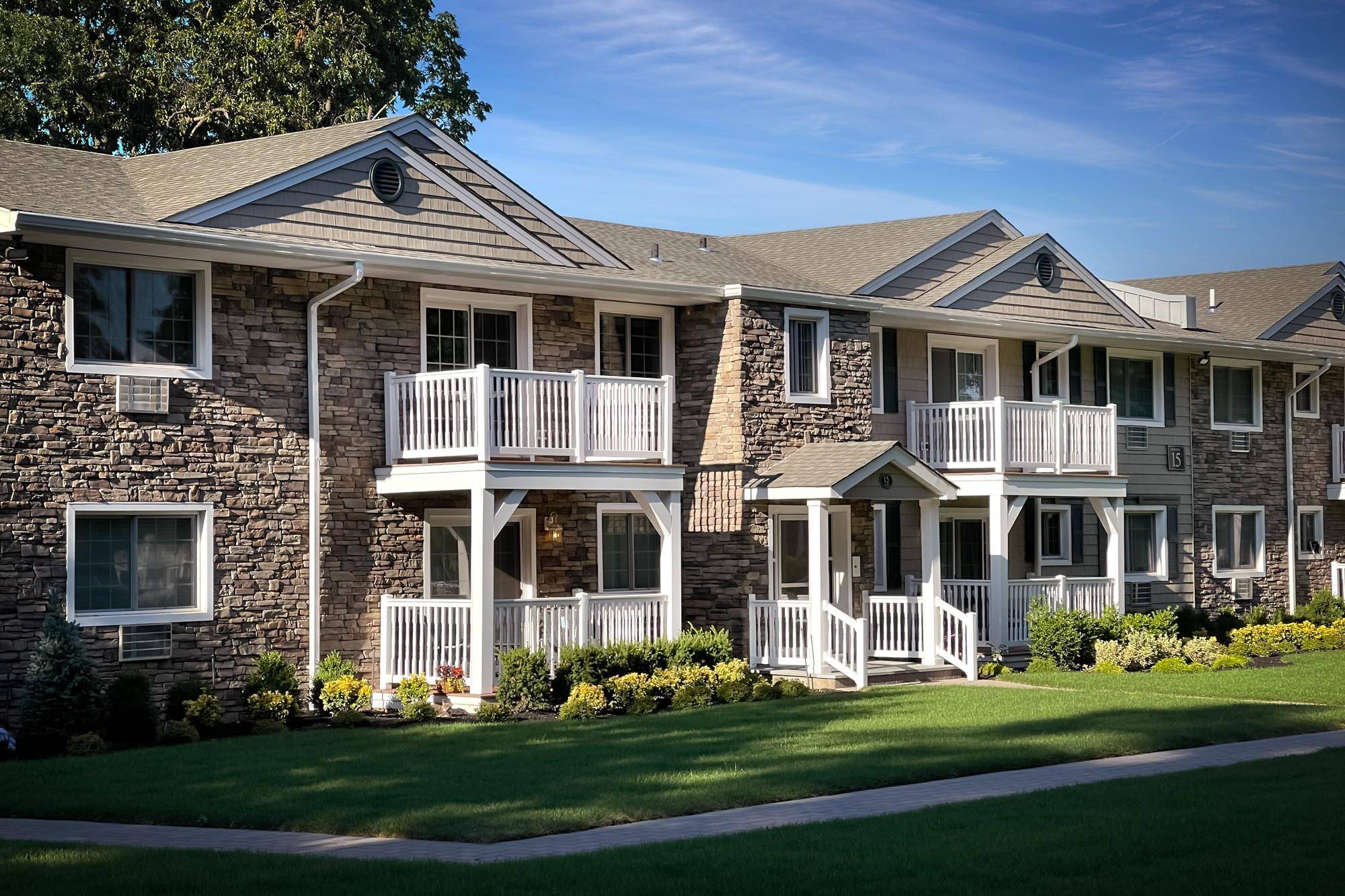 Lake Grove, NY 11755,9 Williams BLVD #3-1B