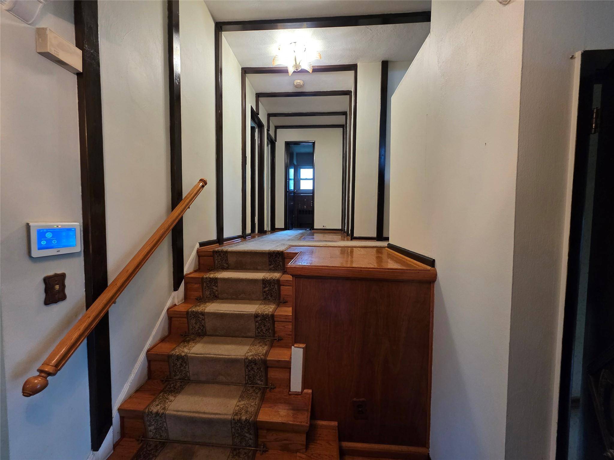 Westbury, NY 11590,809 Eastfield RD