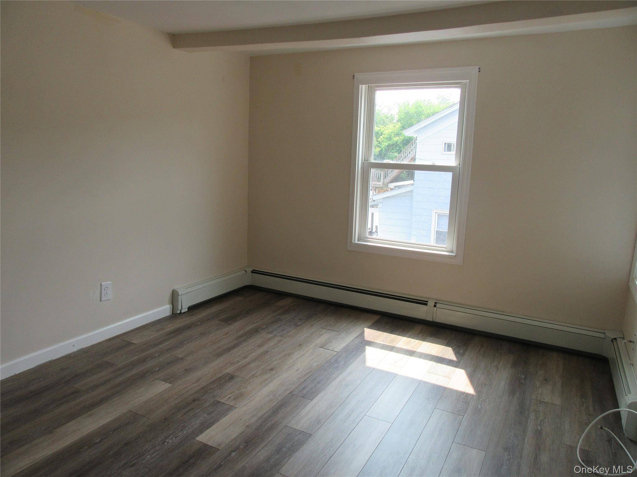 Washingtonville, NY 10992,13 W Main ST #2A