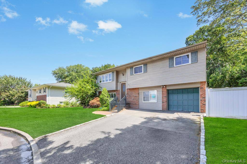 Deer Park, NY 11729,371 W 20th ST