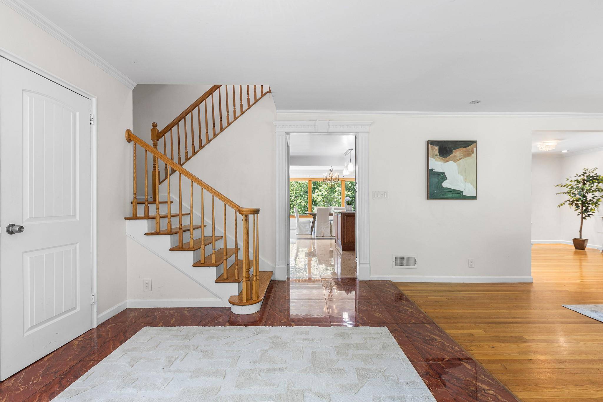 Scarsdale, NY 10583,25 Sprain Valley RD