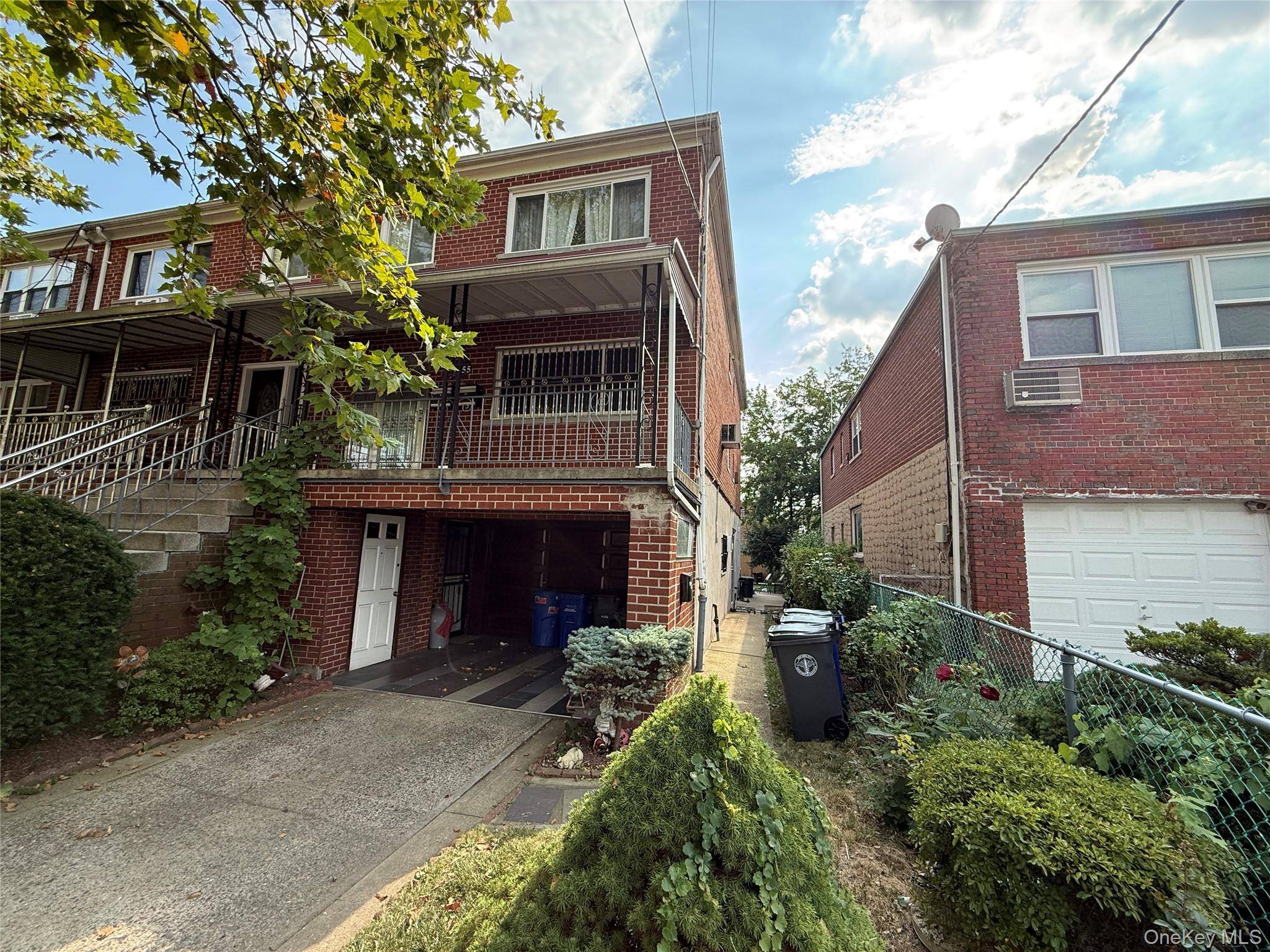 Bronx, NY 10461,1855 Williamsbridge RD