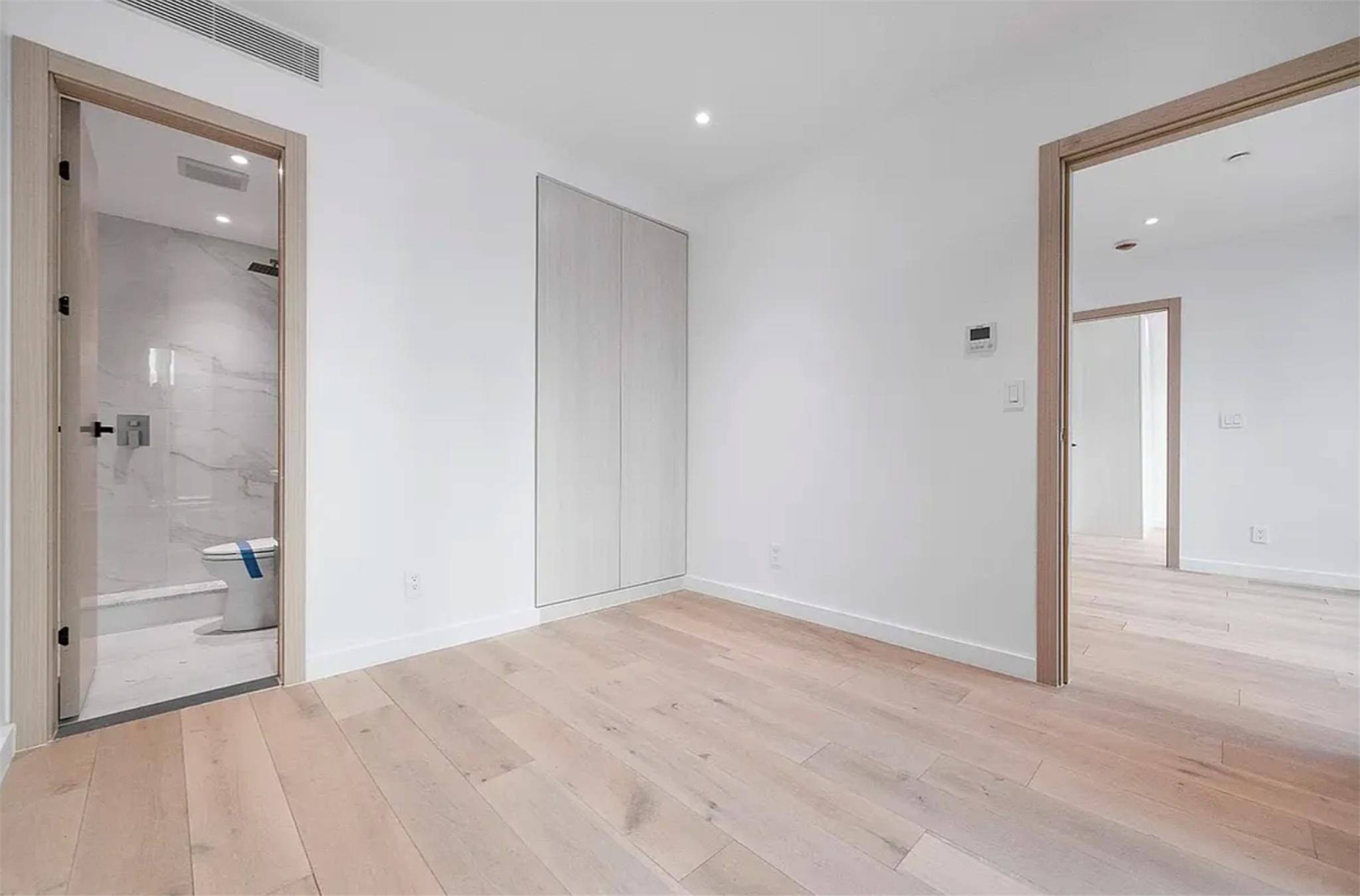 Long Island City, NY 11101,4262 Hunter ST #3C