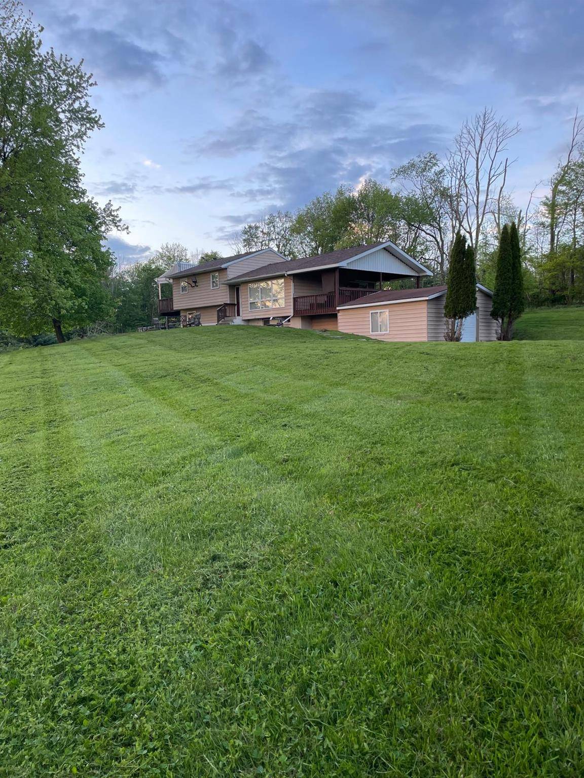 Woodbourne, NY 12788,203 Budd RD